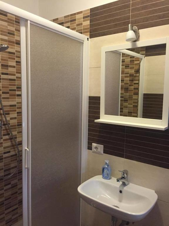 Carillon Apartman Civitavecchia Szoba fotó