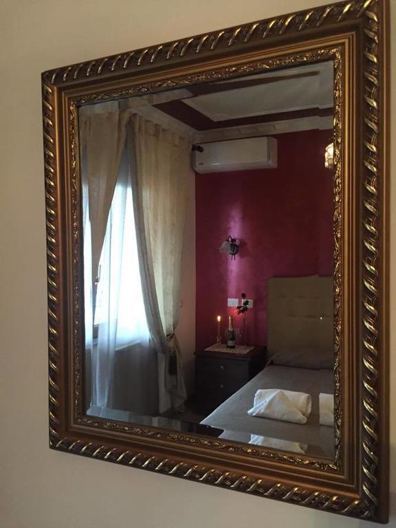 Carillon Apartman Civitavecchia Szoba fotó