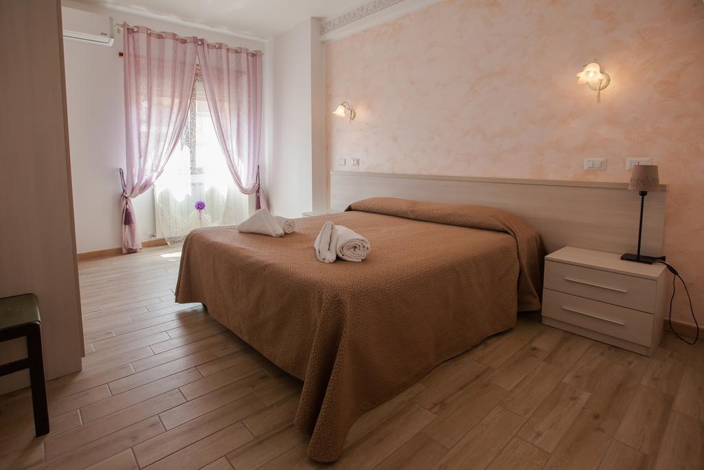 Carillon Apartman Civitavecchia Kültér fotó